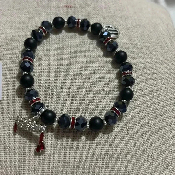 Bomb party bracelet‎ - Picture 1 of 1